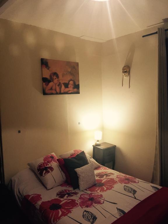 une coquille sous l’oreiller Le Puy-en-Velay Extérieur photo