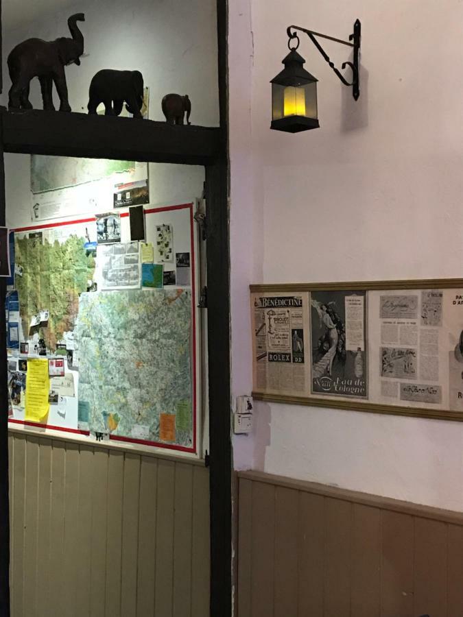 une coquille sous l’oreiller Le Puy-en-Velay Extérieur photo