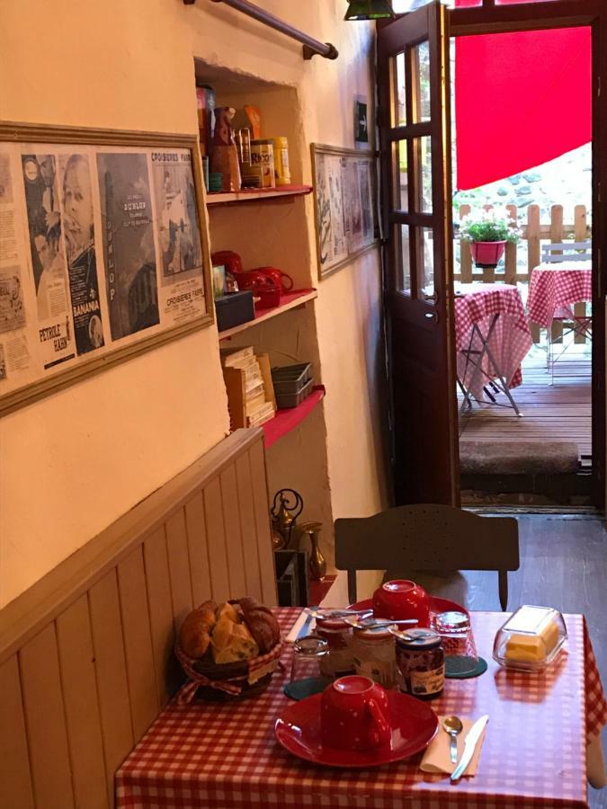 une coquille sous l’oreiller Le Puy-en-Velay Extérieur photo
